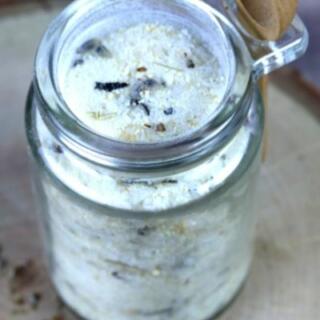 DIY milk bath in a jar