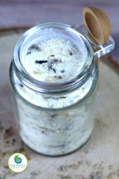 DIY milk bath in a jar