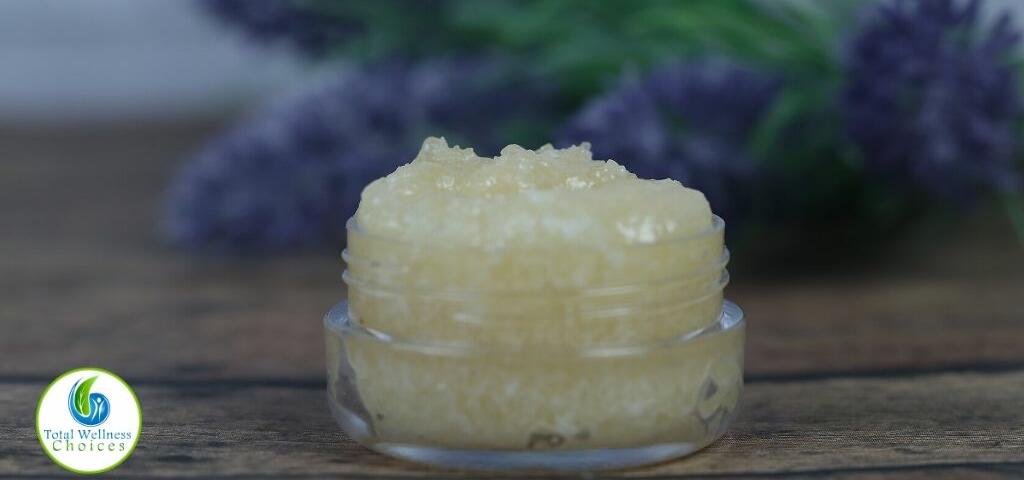 Homemade sugar lip scrub