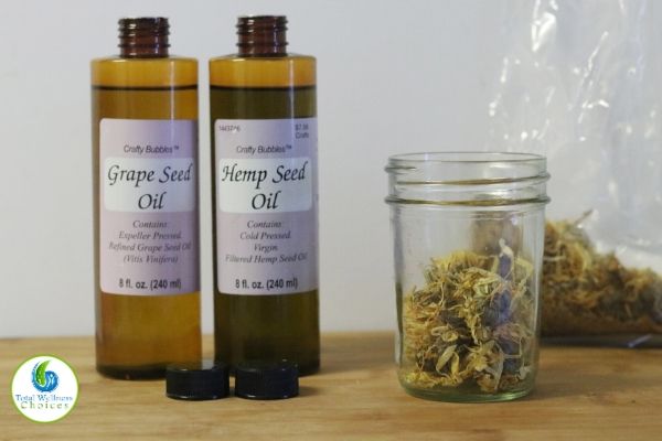 How to infuse oils with herbs for lotion bars 