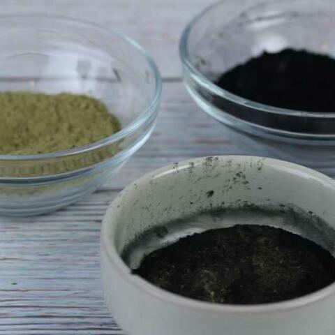 DIY Charcoal matcha green tea face mask recipe