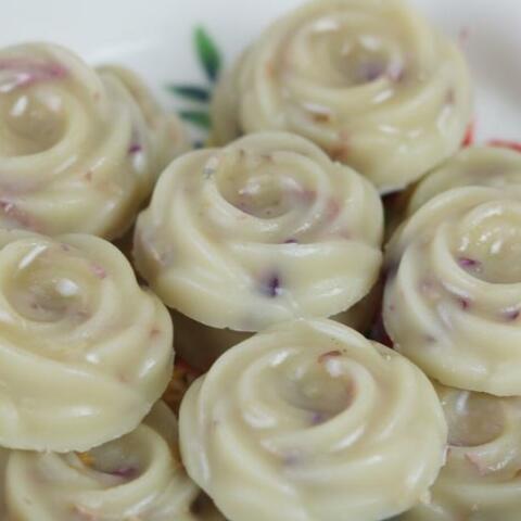 DIY rose bath melts recipe